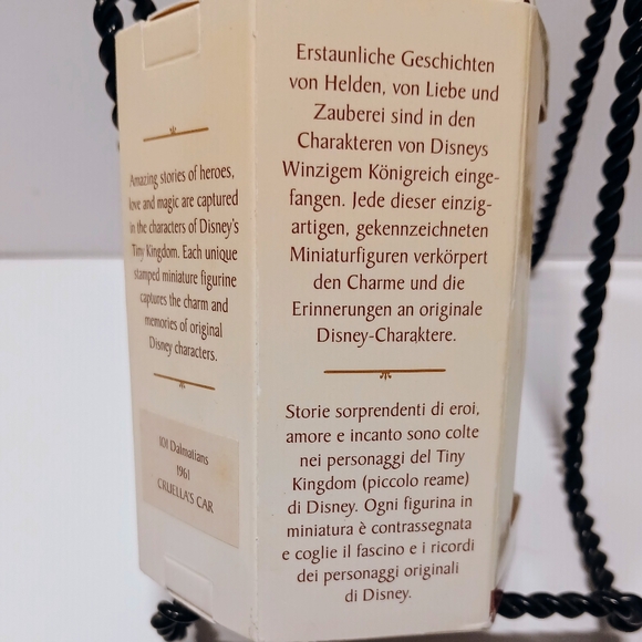 Disney Store Tiny Kingdom 101 Dalmatians Cruella's Car - Picture 9 of 10